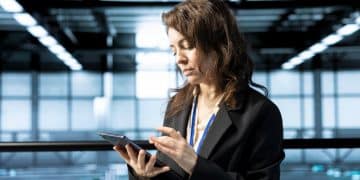 CRTC Mandates New Fee Structures for Telecoms